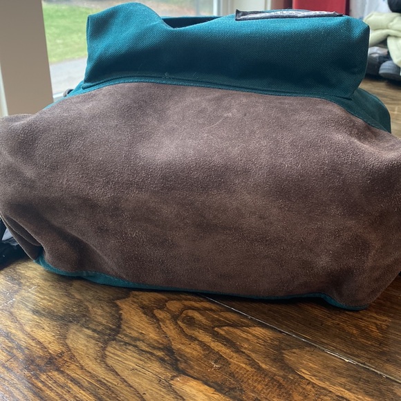 Backpack - Picture 2 of 8